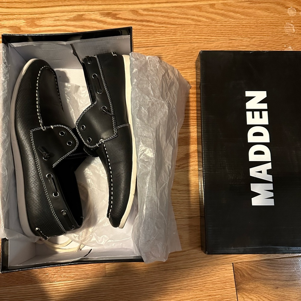 Steve Madden men’s loafers